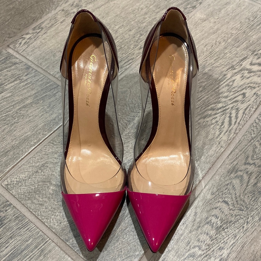 Gianvito Rossi pumps 100% authentic